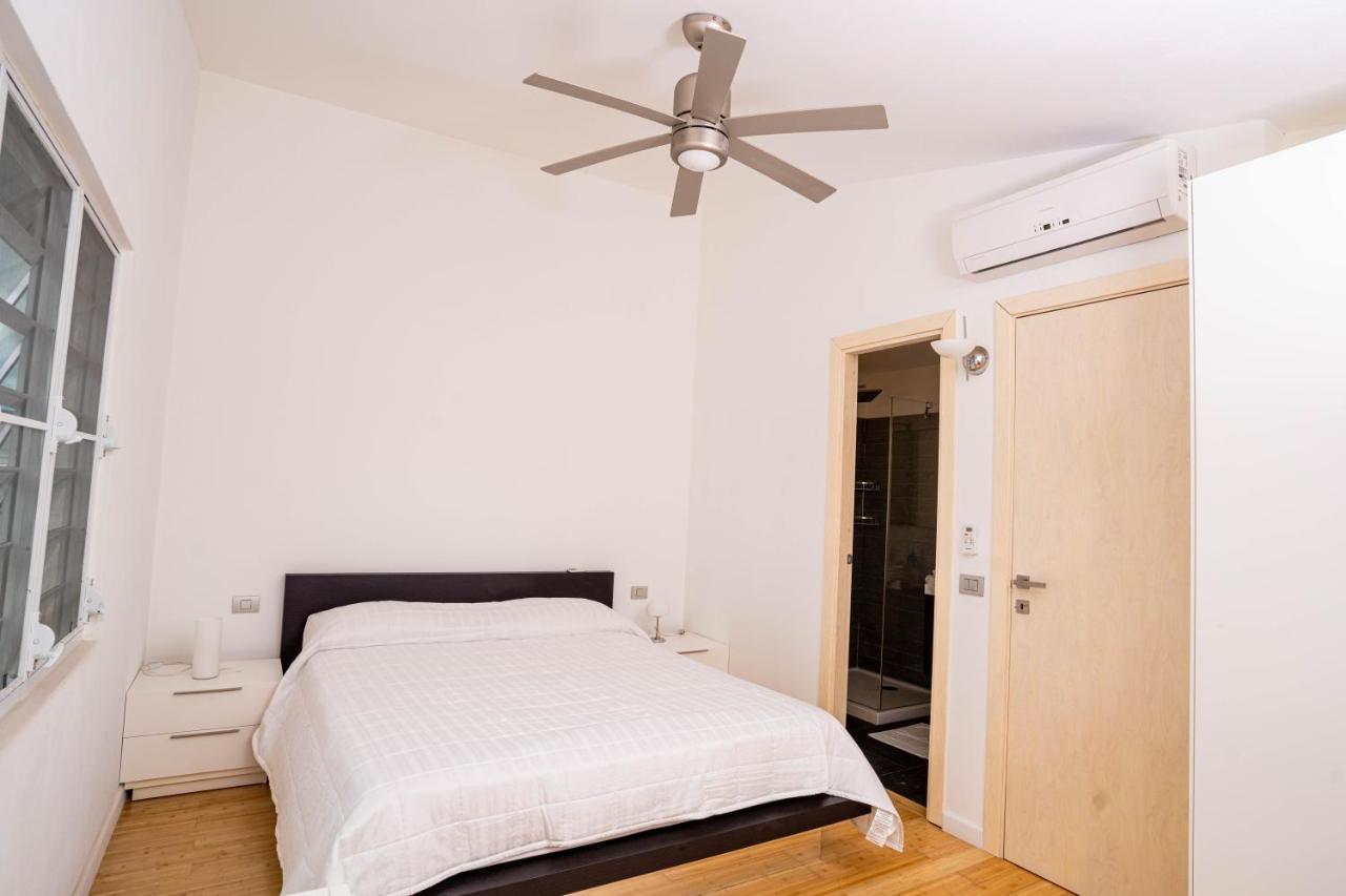 Jolly Harbour Antigua Chiama Italia Villas מראה חיצוני תמונה