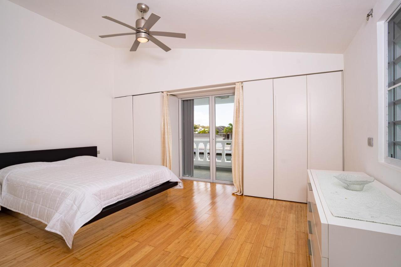 Jolly Harbour Antigua Chiama Italia Villas מראה חיצוני תמונה