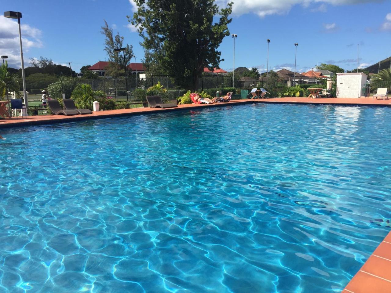 Jolly Harbour Antigua Chiama Italia Villas מראה חיצוני תמונה
